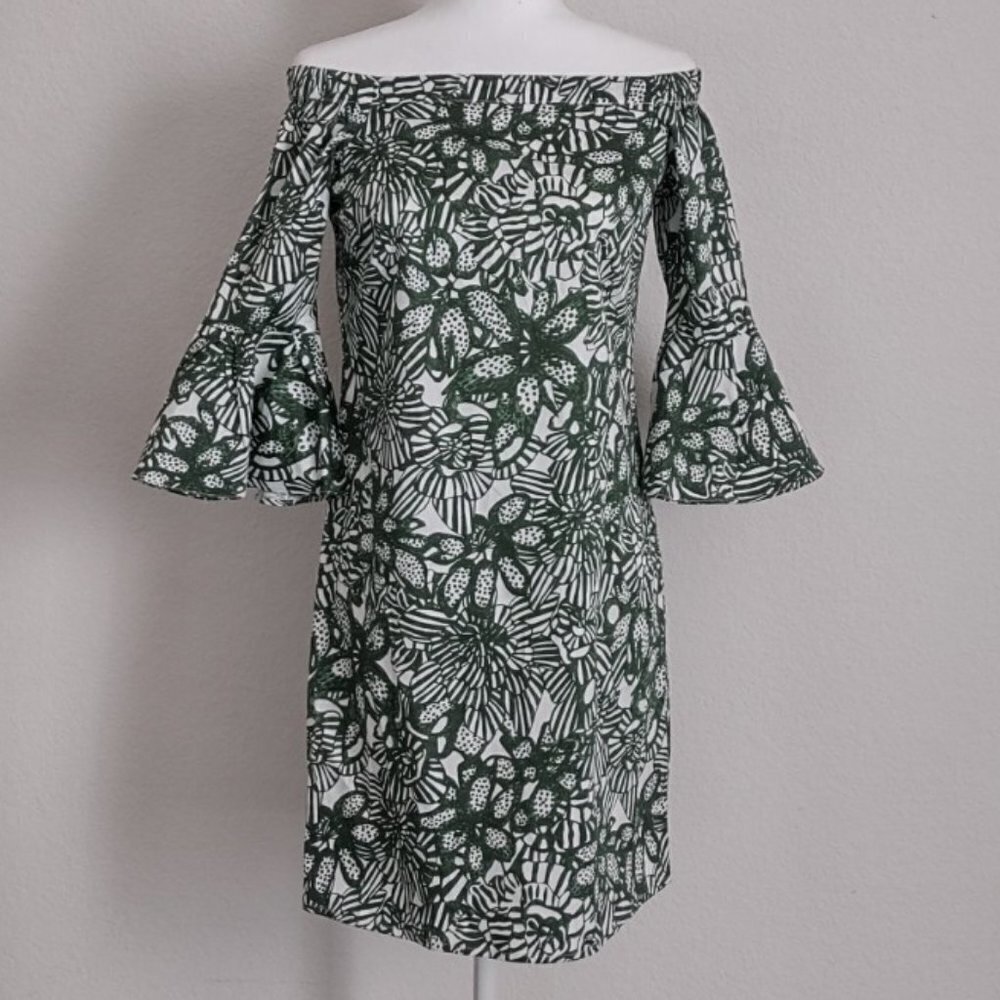 New Off Shoulder bell sleeves Dress Size 4